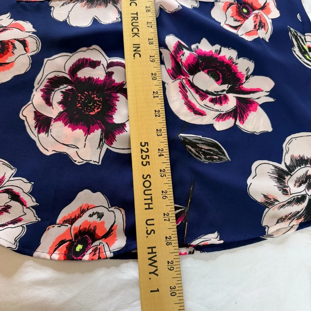 Express Floral Button-Down Bundle Shirt in Navy and Dusty Rose Work Office Chic - Picture 13 of 15